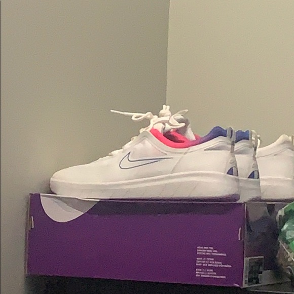 Meet your Posher, Riley - Picture 1 of 1